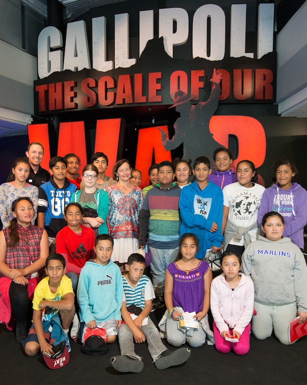 WCT Trustee, Dawn Sanders joined students from Tairangi School for their visit to the exhibition.